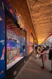 2020;Christmas-decorations;Corona;Covid;Covid-19;Department-Stores;Galeries-Lafayette;Kaleidos;Kaleidos-images;Paris-9;Tarek-Charara
